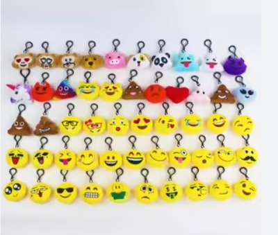 Kawaii Emoji ناعمة PVC سلسلة المفاتيح ملء machinev